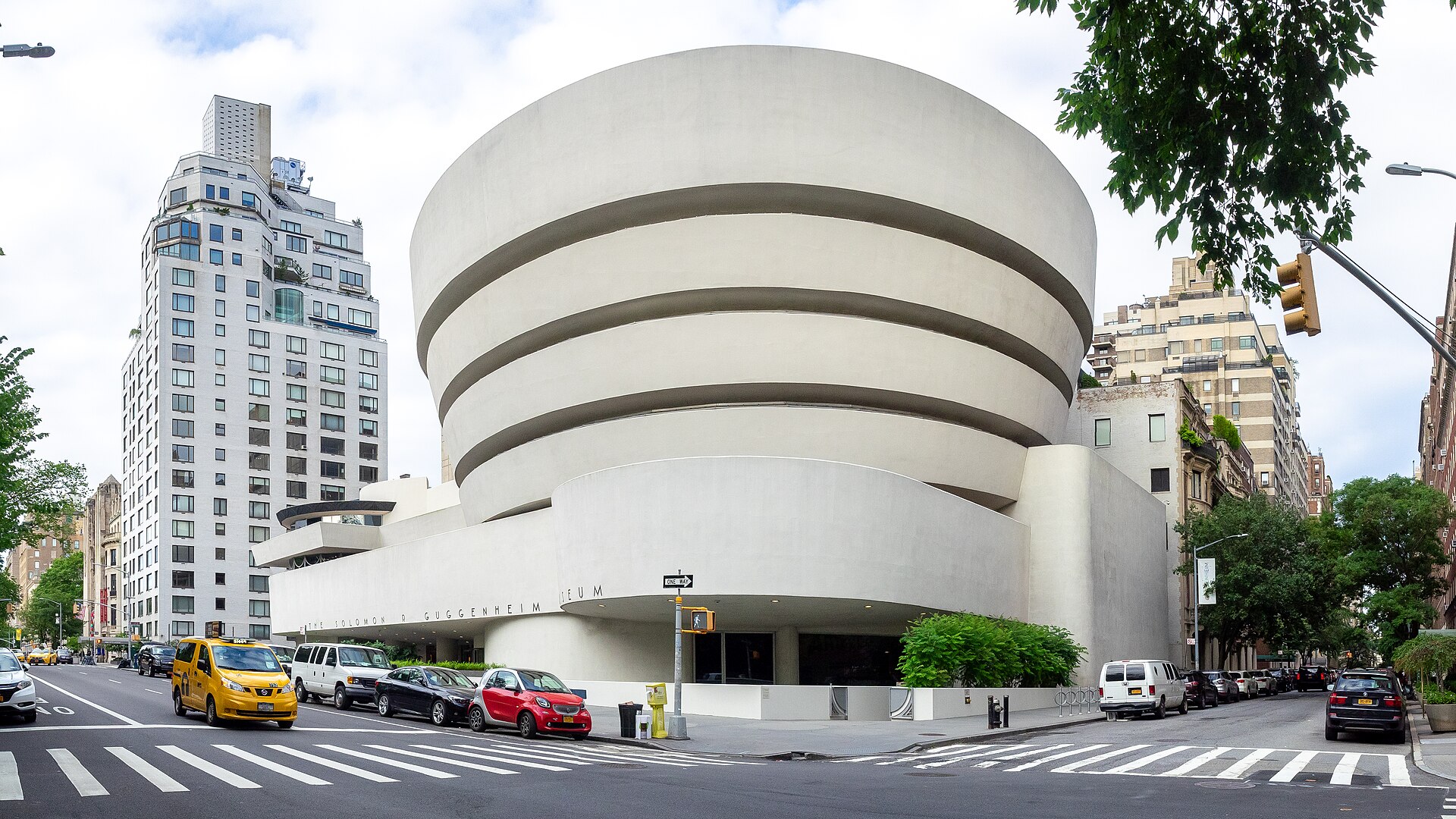 Музей Соломона Гуггенхайма (Solomon R. Guggenheim Museum) в Нью-Йорке