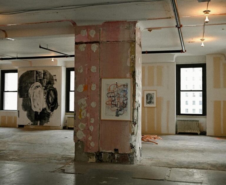 Выставка Кристофера Вула (Christopher Wool) в Нью-Йорке