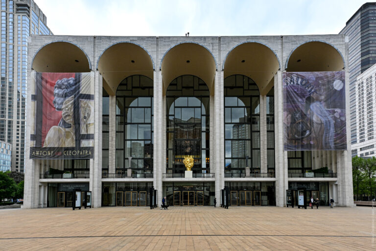 Метрополитен-опера Нью-Йорка (The Met)