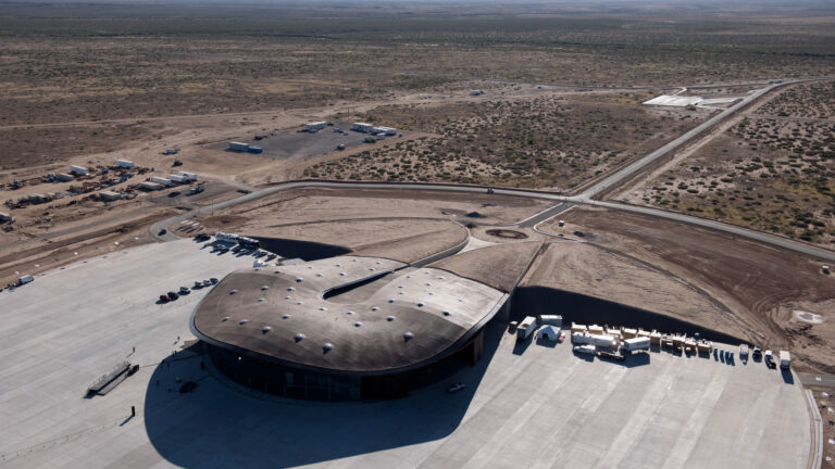 Spaceport America, New Mexico (Nigel Young / Foster and Partners)