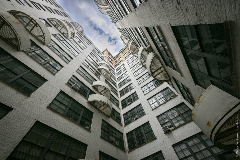 Весбес (Westbeth Artists Housing)