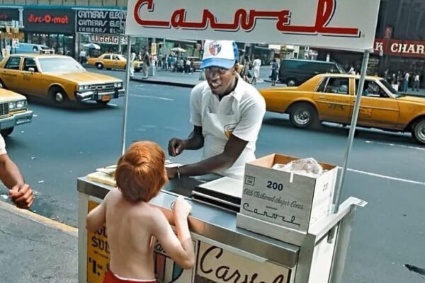 История Carvel: как случай на обочине создал империю мороженого
