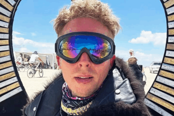 Мужчина из Омска найден мёртвым на фестивале Burning Man Мужчина из Омска найден мёртвым на фестивале Burning Man