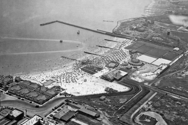 Фото: Брайтон-бич сто лет назад, 1925 год