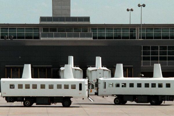 Пипл Мувер (People Mover) — транспорт в аэропорту Washington Dulles