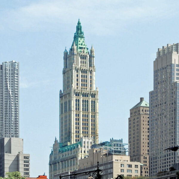 Вулворт-билдинг (The Woolworth Building) в Нью-Йорке