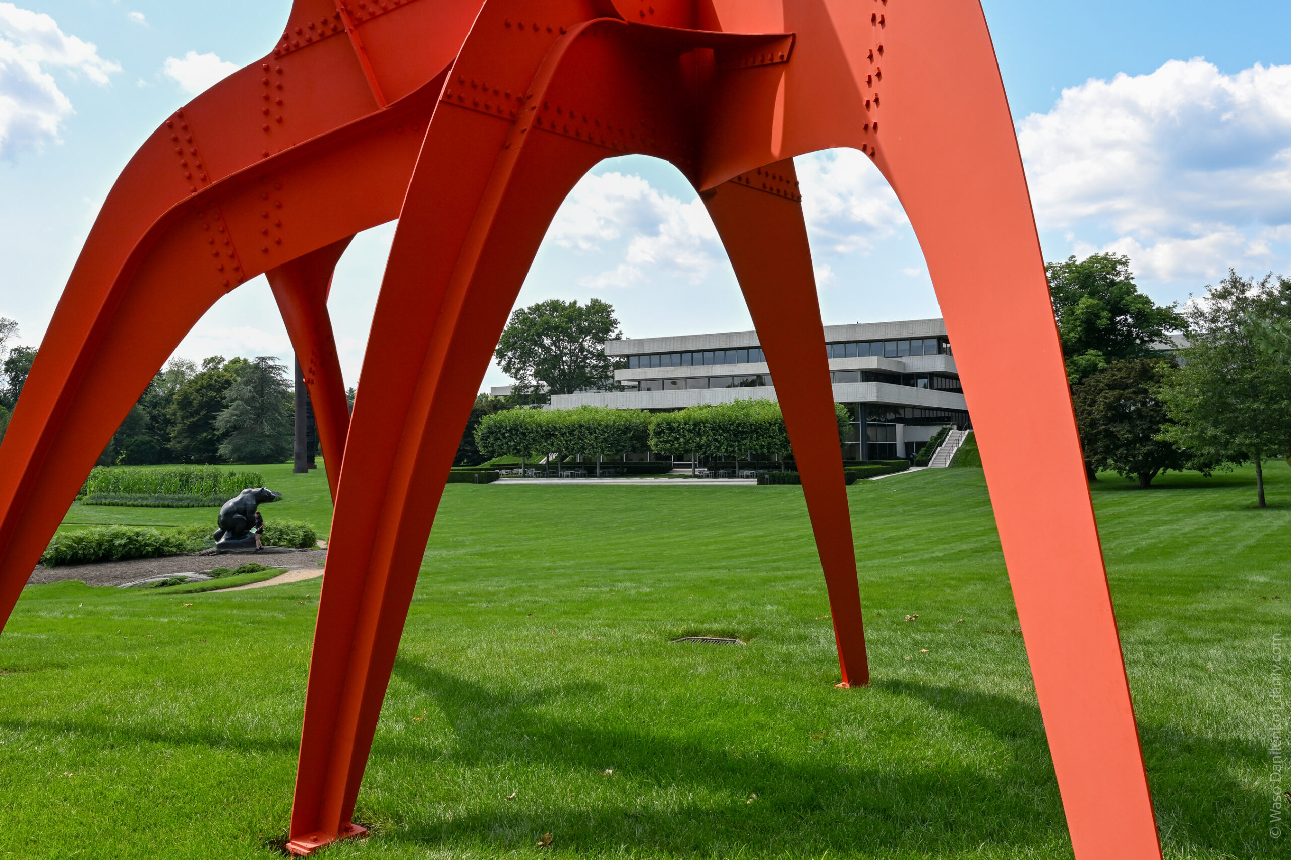 Alexander Calder, Hats Off